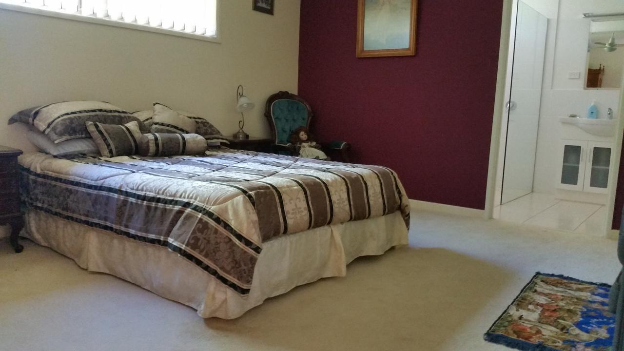 Hilltop Hideaway Ninderry Bagian luar foto