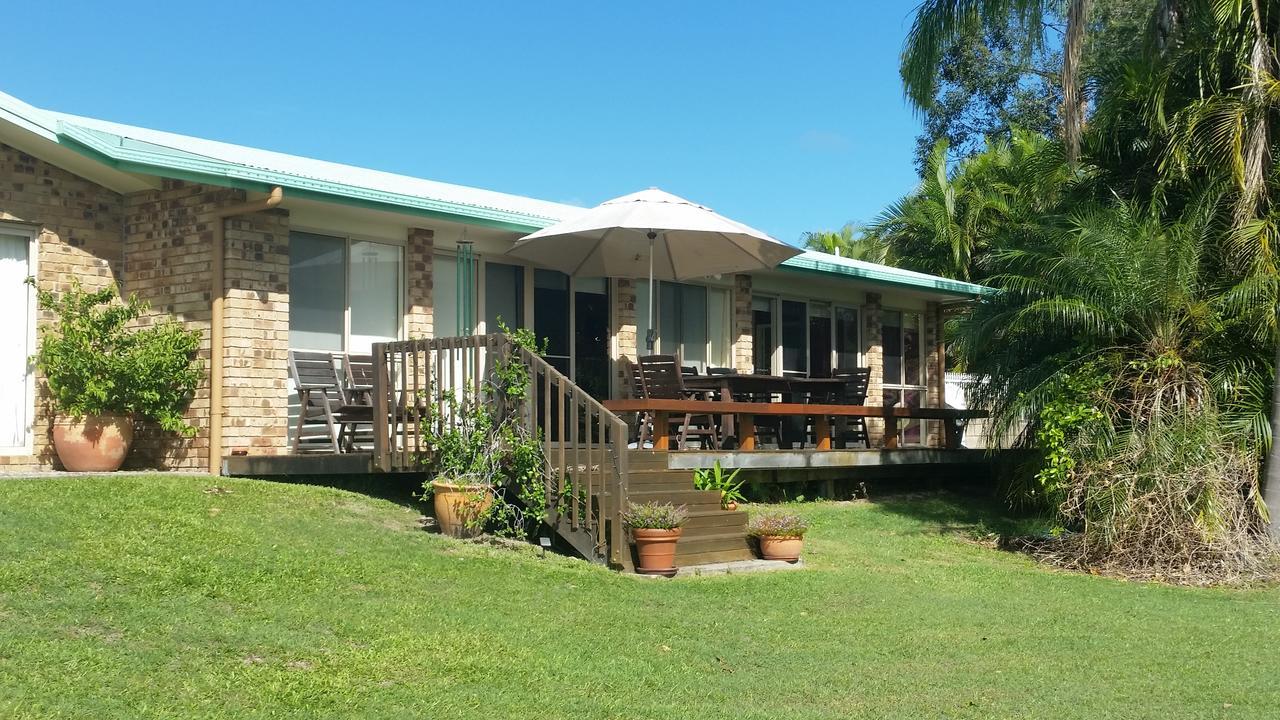 Hilltop Hideaway Ninderry Bagian luar foto
