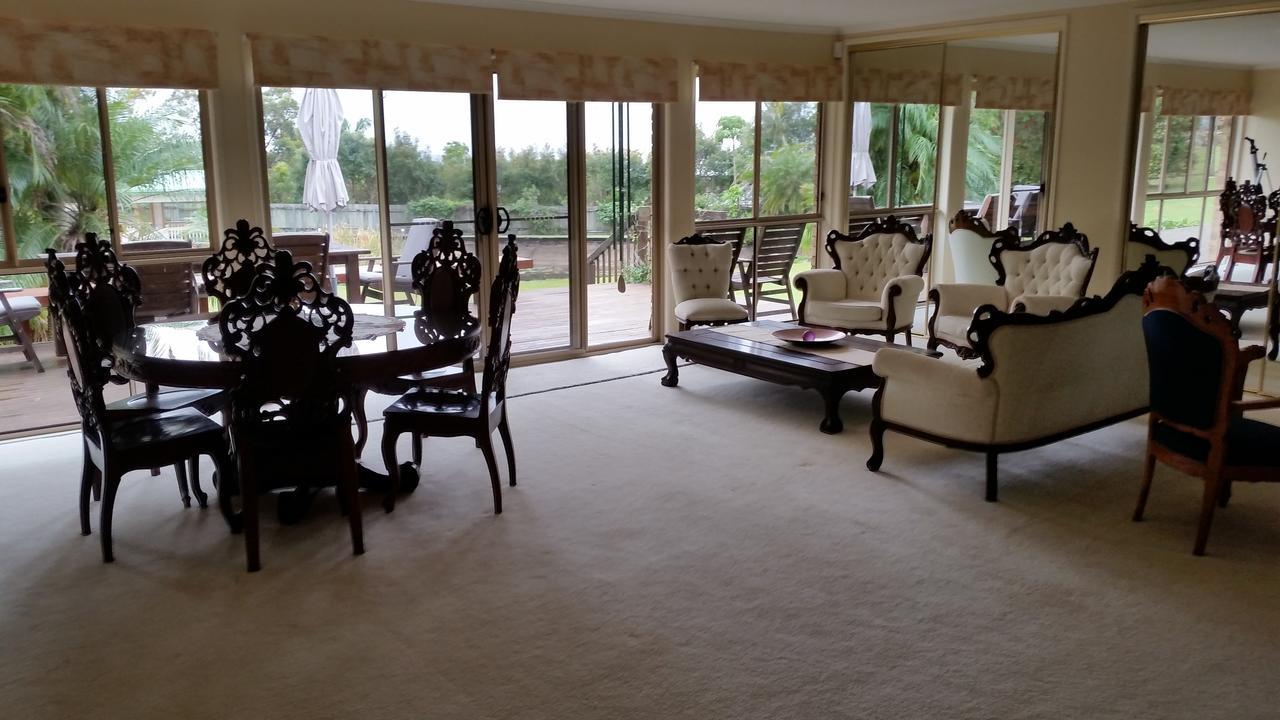 Hilltop Hideaway Ninderry Bagian luar foto