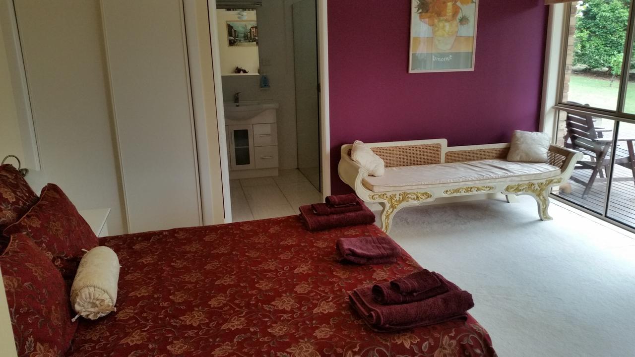 Hilltop Hideaway Ninderry Bagian luar foto